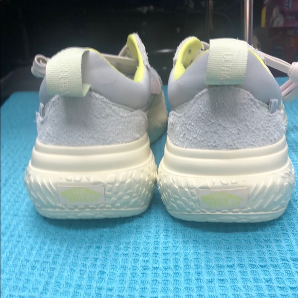 Vans Gray and Yellow Ultrarange Neo  Vr3 Sneakers with Chunky Design - Picture 7 of 7